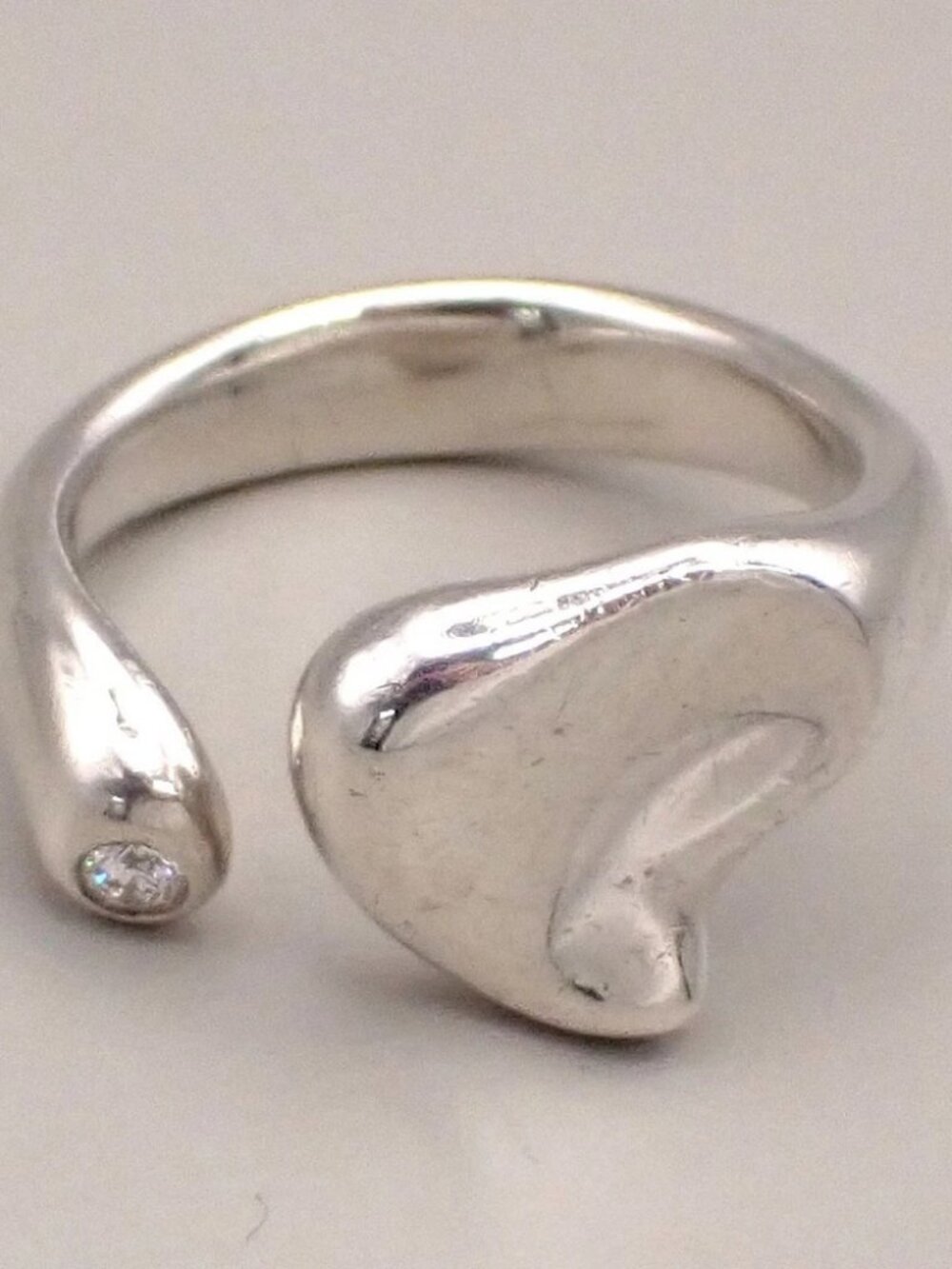 TIFFANY&Co. Logo Full Heart Diamond Ring Silver 925 Elsa Peretti Spain 08KC937